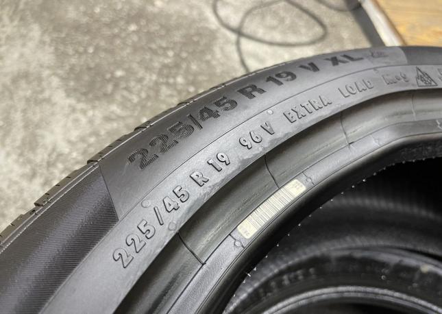 Continental ContiWinterContact TS 850 225/45 R19