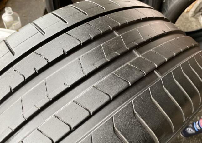 Pirelli P Zero PZ4 285/40 R21 109Y