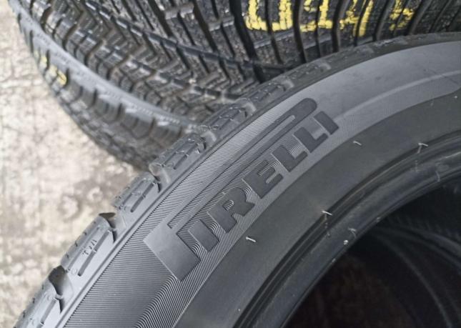 Pirelli Scorpion Winter 275/40 R19 и 245/45 R19