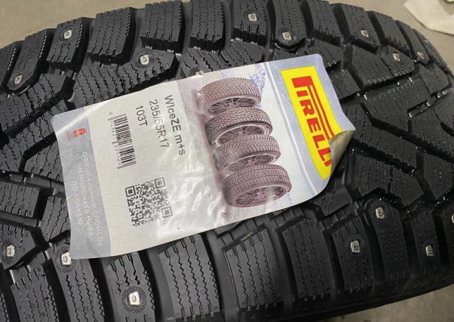 Pirelli Ice Zero 235/55 R17 103T