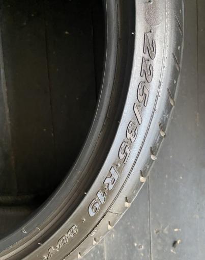 Pirelli P Zero 225/35 R19