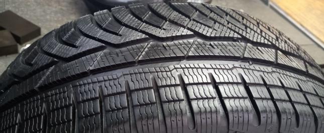 Michelin Pilot Alpin PA4 235/50 R18 101V