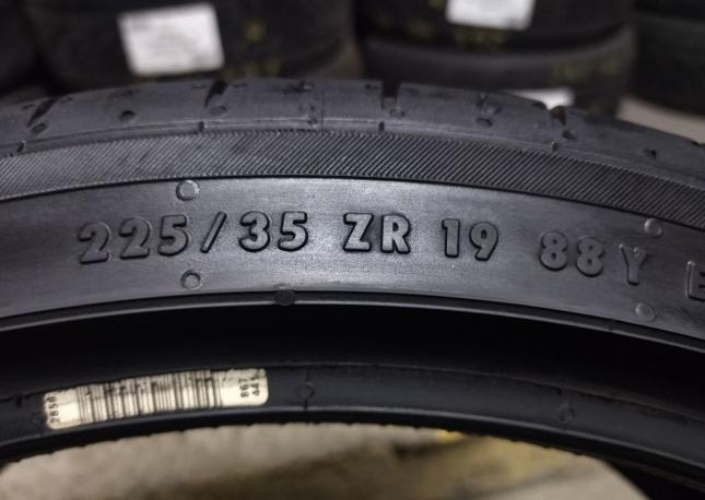 Continental ContiSportContact 5P 225/35 R19 88Y