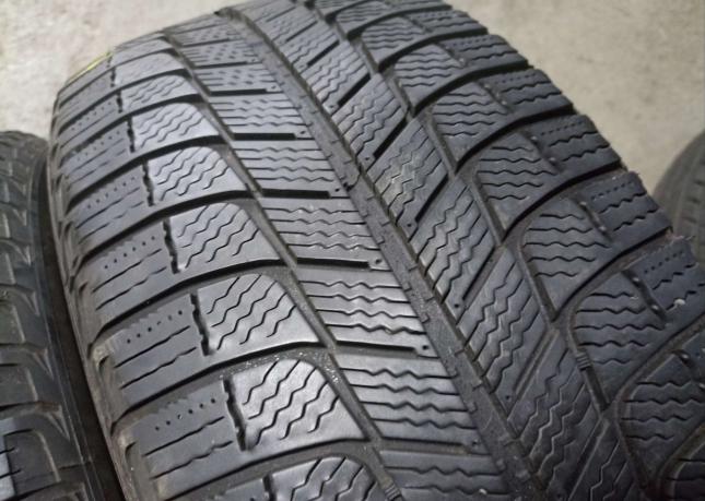 Michelin Latitude X-Ice 235/55 R18