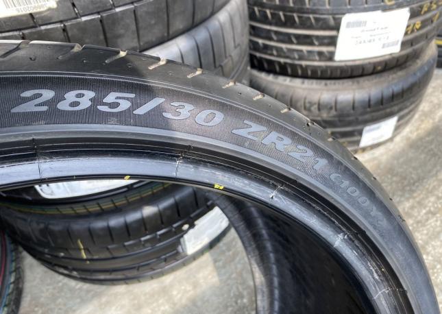 Pirelli P Zero 285/30 R21 100Y