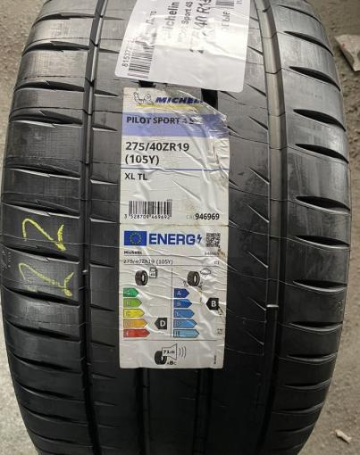 Michelin Pilot Sport 4 S 245/45 R19 и 275/40 R19 102Y