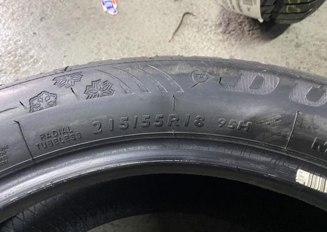 Dunlop SP Winter Sport 4D 215/55 R18 95H