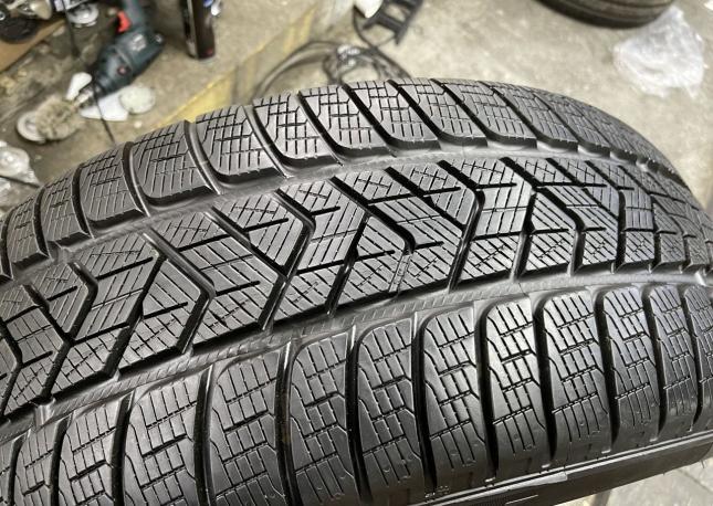 Pirelli Scorpion Winter 235/55 R19
