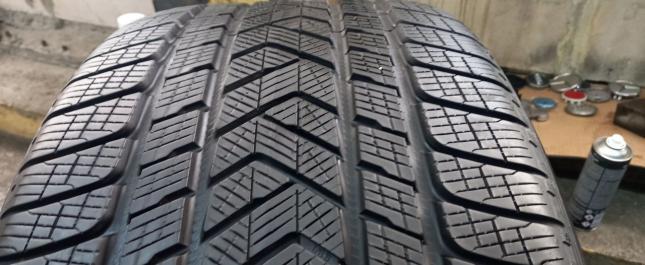 Pirelli Scorpion Winter 315/40 R21 111V