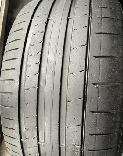 Pirelli P Zero PZ4 275/35 R21 и 315/30 R21 Y