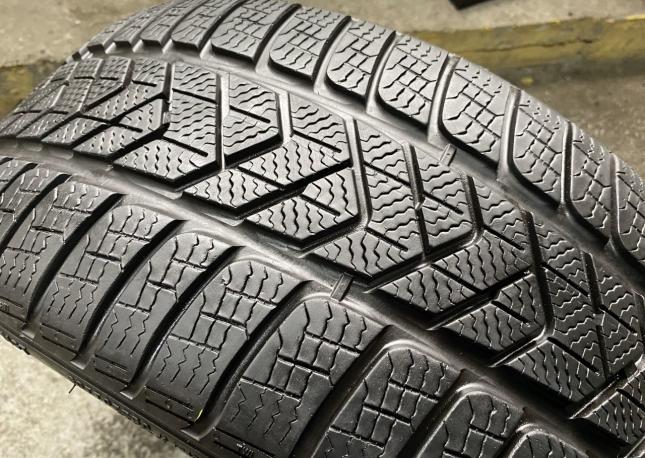 Pirelli Winter Sottozero 3 245/35 R21 96W