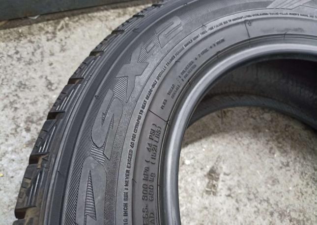 Dunlop DSX-2 215/60 R16
