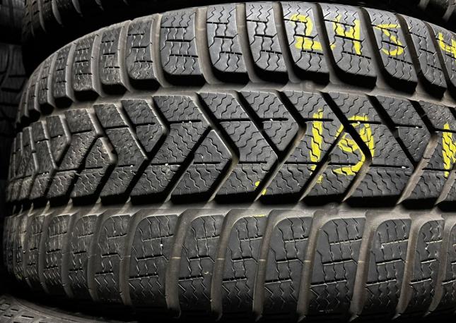 Pirelli Winter Sottozero 245/40 R18