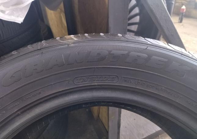 Dunlop Grandtrek ST30 225/60 R18 100H