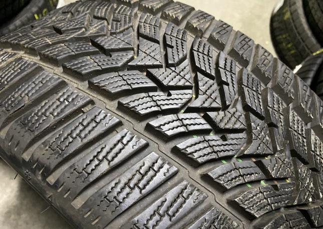 Dunlop Winter Sport 5 235/40 R18 95V