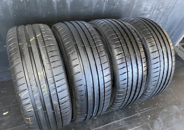 Michelin Pilot Sport 4 225/45 R19