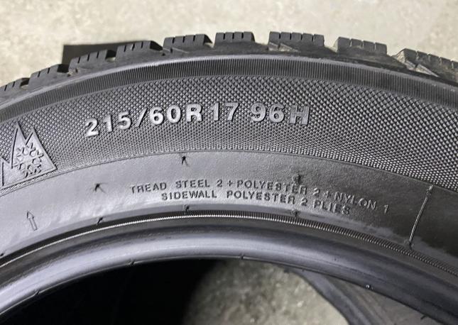 Kumho I&#39;Zen RV KC15 215/60 R17 96H