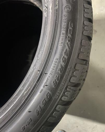 Pirelli Winter Sottozero 240 Serie II 225/45 R18 и 255/40 R18