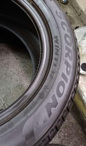 Pirelli Scorpion Winter 245/45 R18