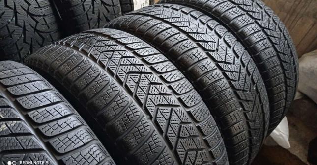 Pirelli Winter Sottozero 3 245/45 R19