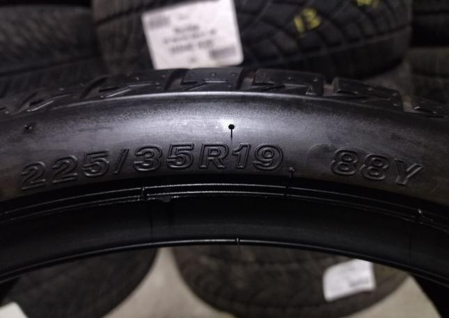 Bridgestone Turanza T005 225/35 R19 88Y