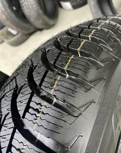 Michelin Alpin A4 185/60 R15