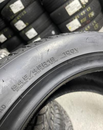 Goodyear UltraGrip 8 Performance 245/45 R18 100V