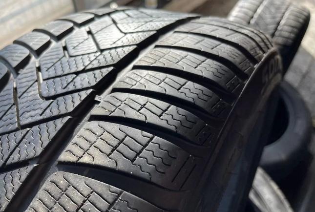 Pirelli Winter Sottozero 245/40 R19 и 275/35 R19