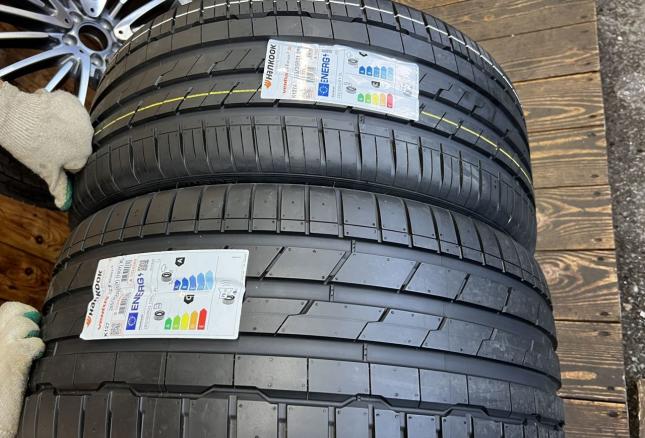 Hankook Ventus S1 Evo 3 K127 285/30 R21 и 255/35 R21