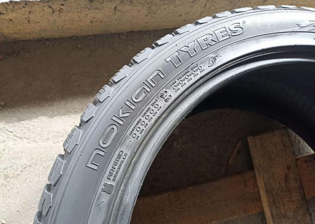 Nokian Tyres Hakkapeliitta 9 SUV 285/40 R21