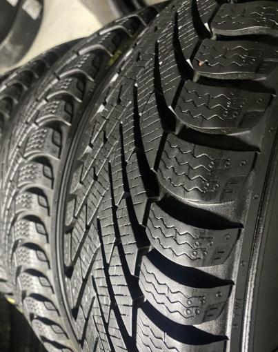 Pirelli Cinturato Winter 185/55 R15