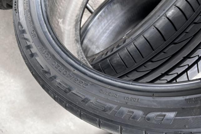 Bridgestone Potenza RE-01R 295/35 R20 и 255/40 R20