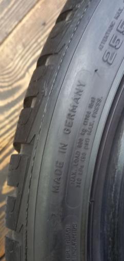 Goodyear UltraGrip Performance 255/40 R19 100V