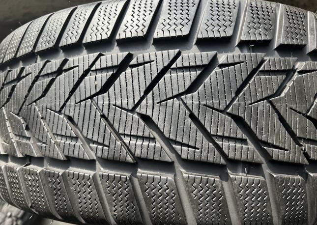 Vredestein Wintrac 225/45 R17