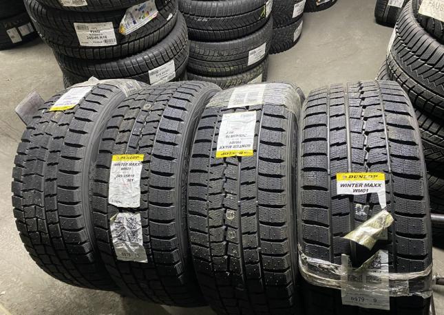 Dunlop Winter Maxx WM01 245/45 R19 98T