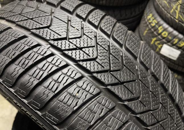 Pirelli Scorpion Winter RFT 245/50 R19 105V