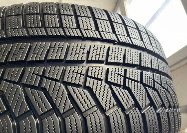 Hankook Winter I&#39;Cept Evo2 W320C 285/30 R22 101W