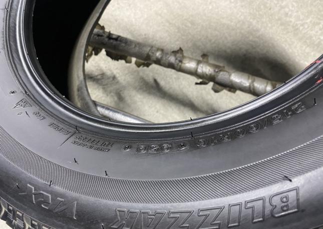 Bridgestone Blizzak VRX 215/60 R16