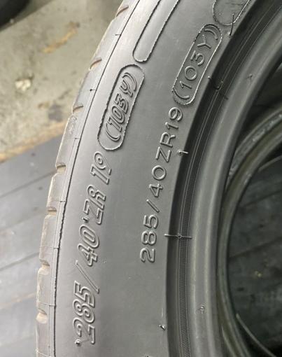 Michelin Pilot Super Sport 285/40 R19