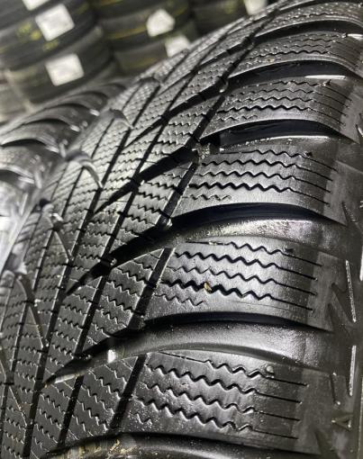 Bridgestone Blizzak LM-001 205/60 R16