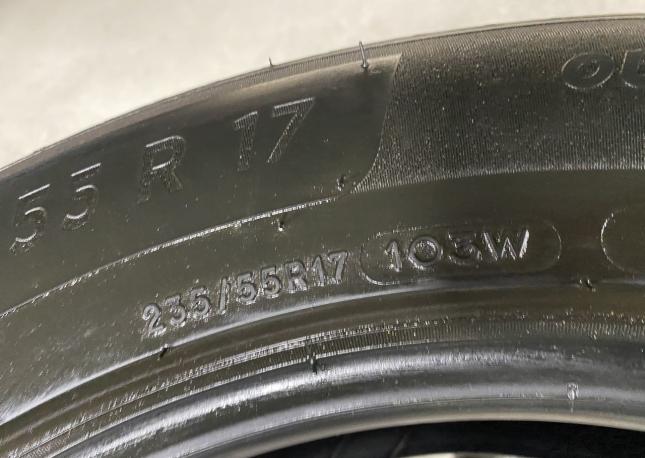 Michelin Primacy 4 235/55 R17