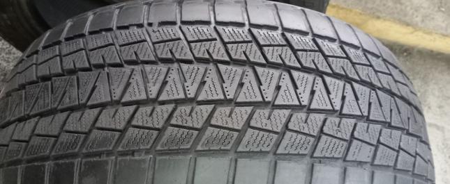 Bridgestone Blizzak DM-V1 265/50 R20 106R