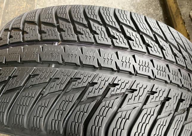 Nokian Tyres WR SUV 3 285/40 R21 109V