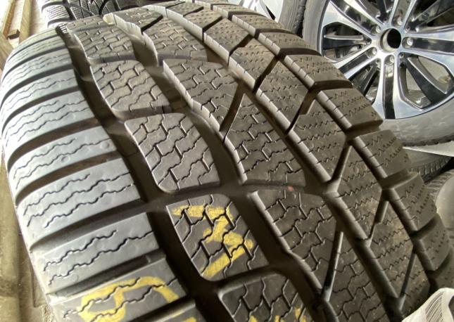 Continental ContiWinterContact TS 830 P 235/45 R19 99V