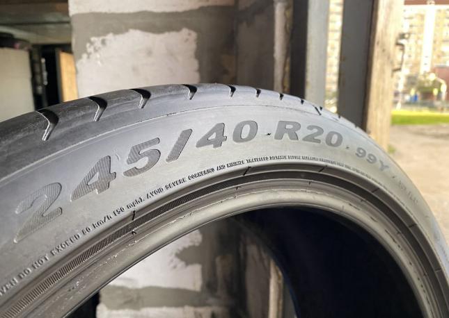 Pirelli P Zero 275/35 R20