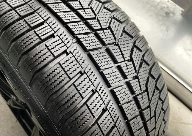 Hankook Winter I&#39;Cept Evo2 W320 285/30 R22