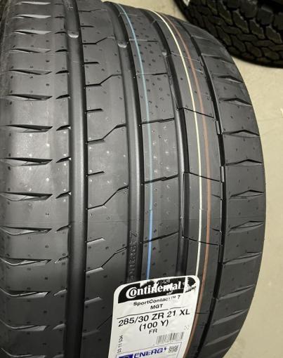 Continental PremiumContact 7 285/30 R21 100Y