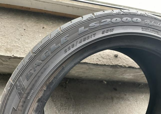 Goodyear Eagle LS2000 225/45 R17 90W