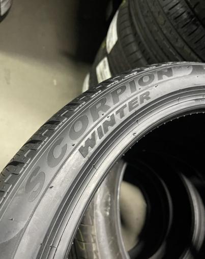 Pirelli Scorpion Winter 275/35 R22 и 315/30 R22 V