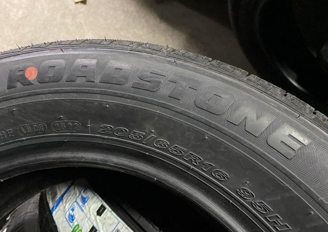 Roadstone N5000 Plus 205/65 R16 95H